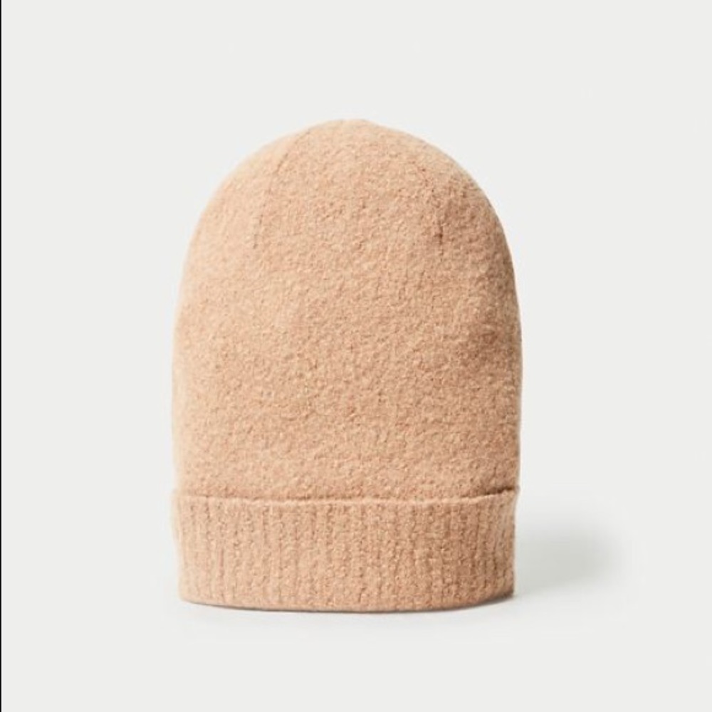 NWOT - Auxiliary boucle cuff beanie